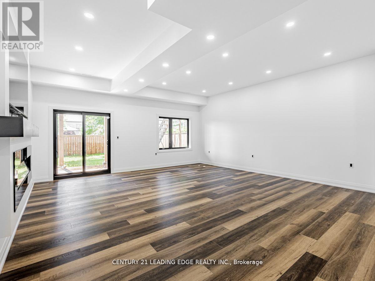 48-B Maybourne Avenue, Toronto, Ontario  M1L 2V9 - Photo 5 - E12387011
