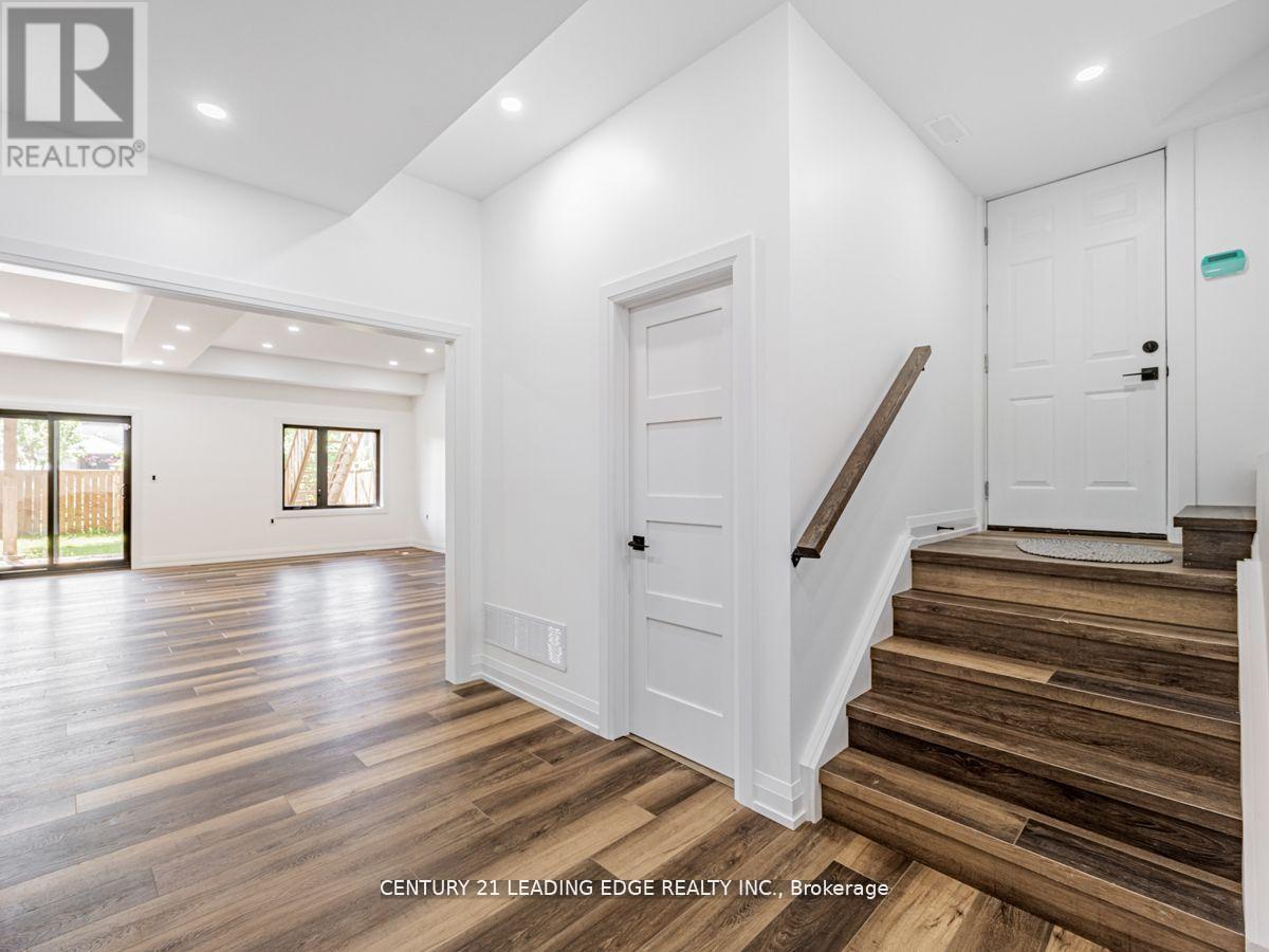 48-B Maybourne Avenue, Toronto, Ontario  M1L 2V9 - Photo 6 - E12387011