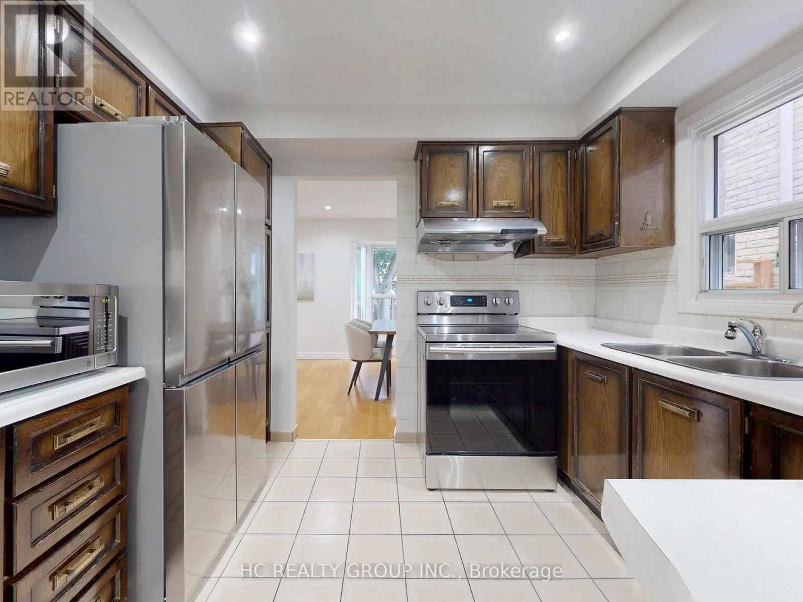 8 Bethany Leigh Drive, Toronto, Ontario  M1V 2N7 - Photo 16 - E12387018