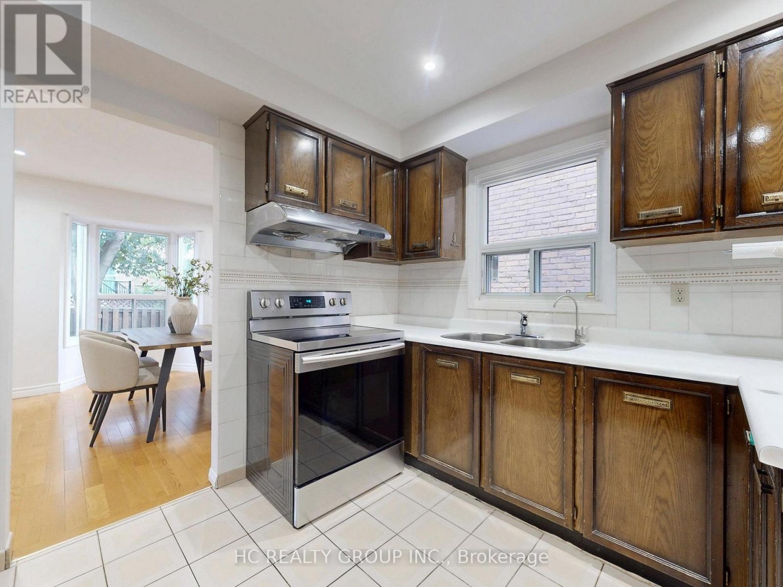 8 Bethany Leigh Drive, Toronto, Ontario  M1V 2N7 - Photo 17 - E12387018