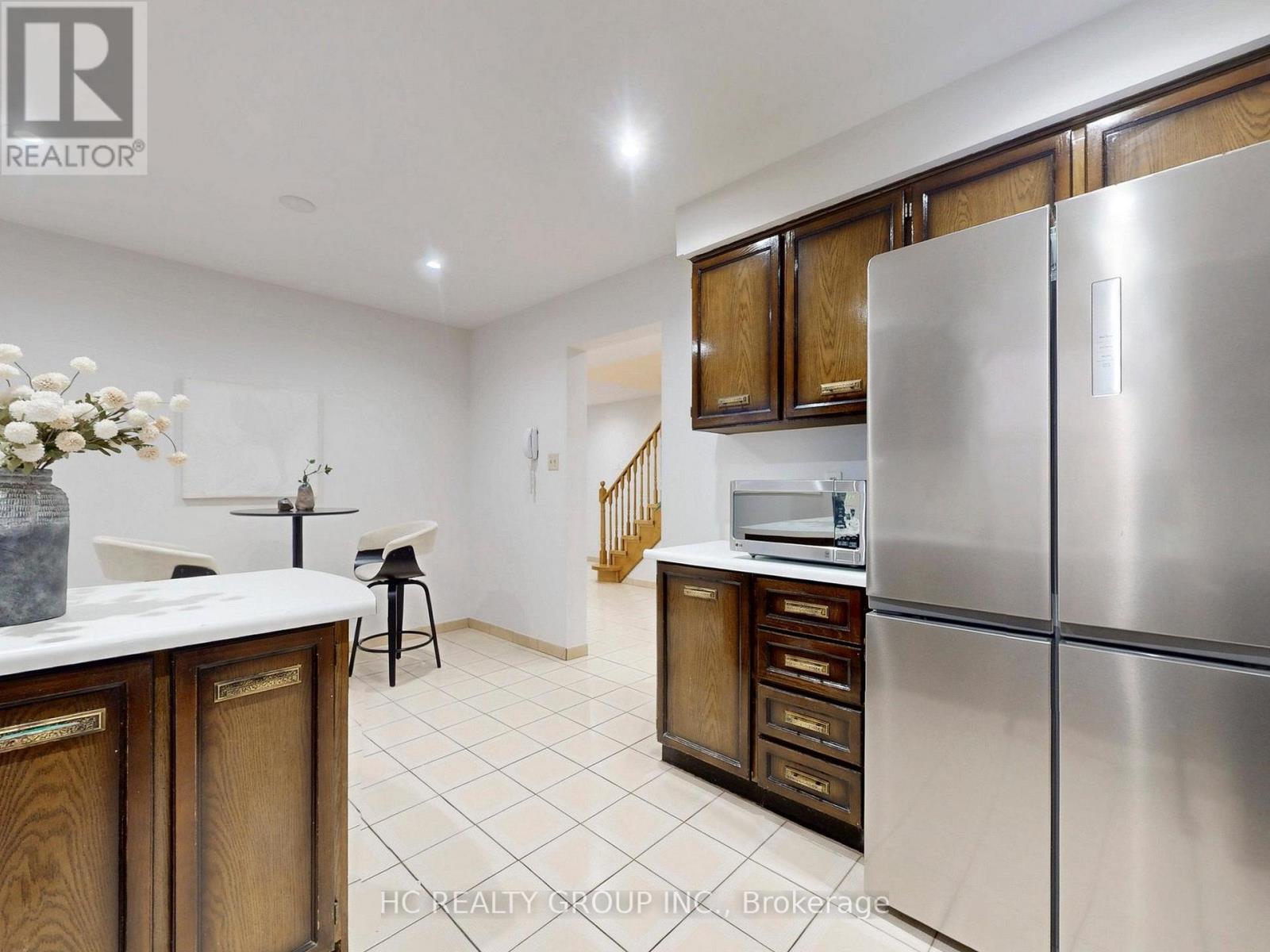 8 Bethany Leigh Drive, Toronto, Ontario  M1V 2N7 - Photo 19 - E12387018