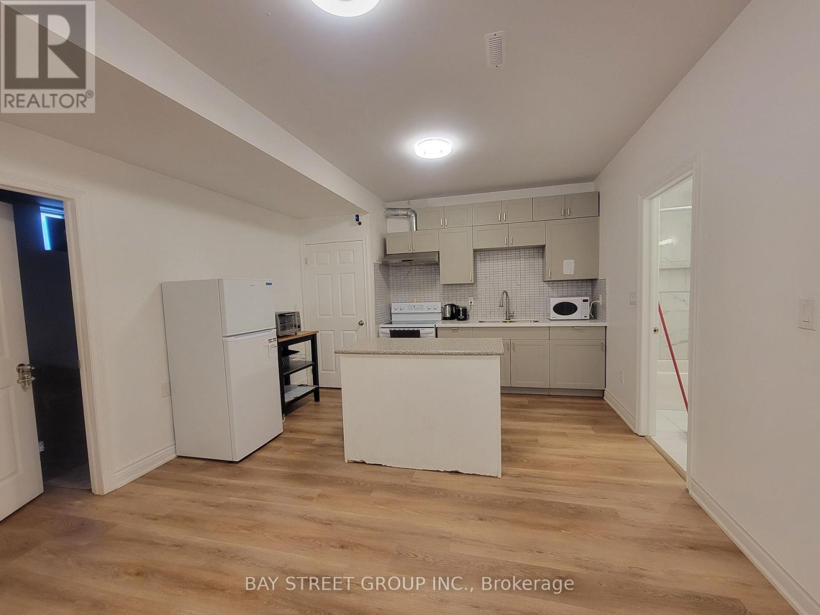 448 ELGIN MILLS ROAD, Richmond Hill, Ontario