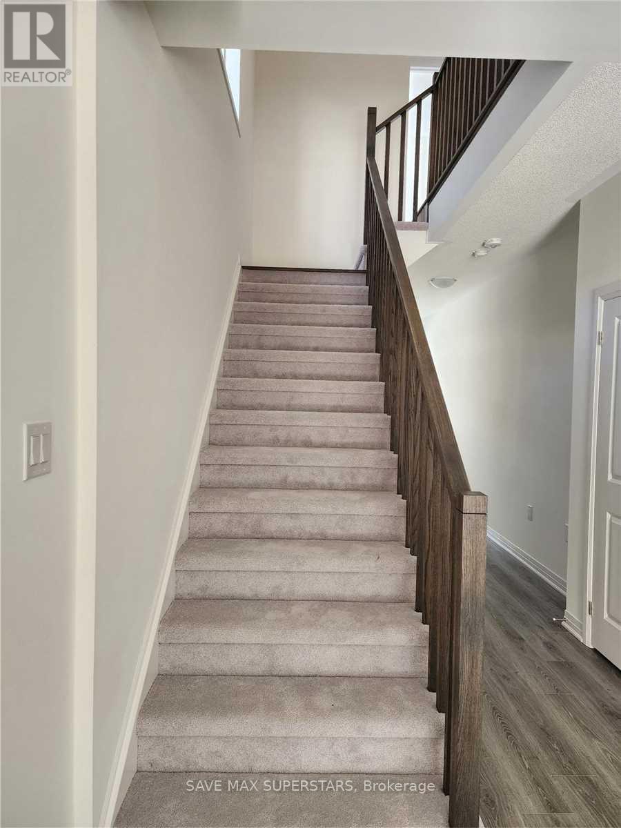 68 Copperhill Heights, Barrie, Ontario  L9J 0K6 - Photo 16 - S12387022