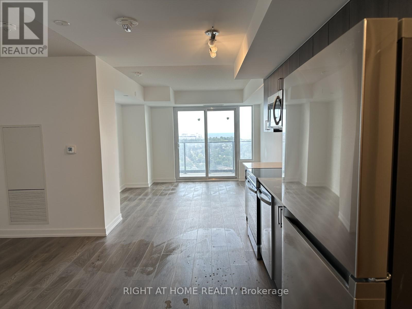 2204 - 1435 Celebration Drive, Pickering, Ontario  L1W 0C4 - Photo 7 - E12361535
