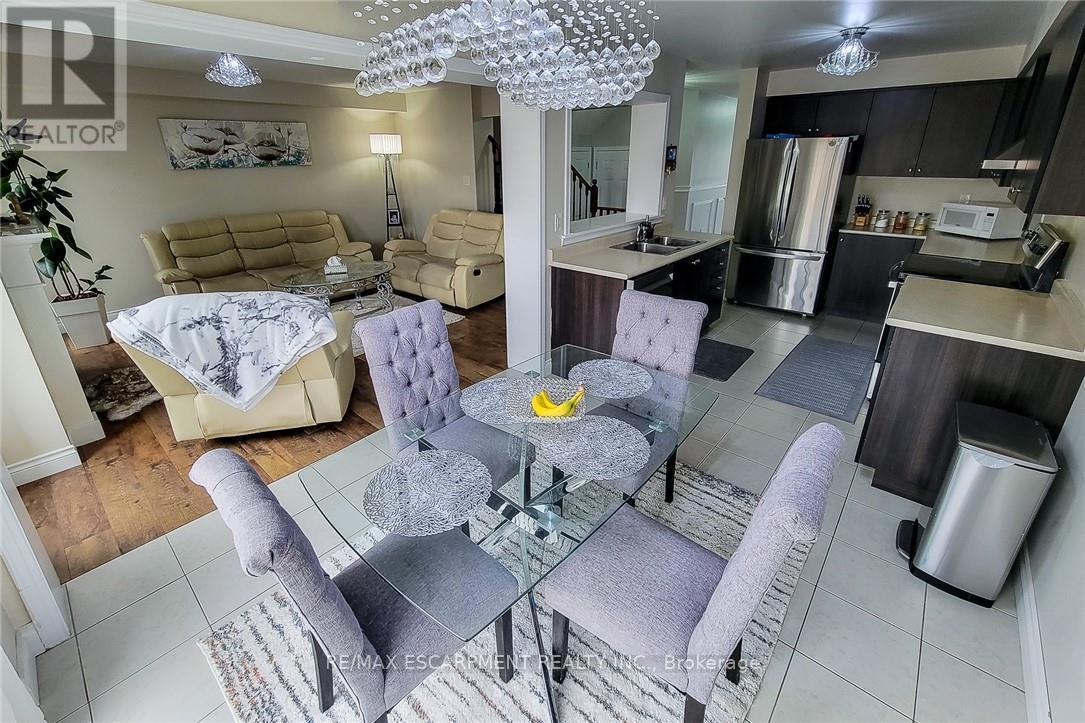 76 Mcallistar Drive, Hamilton, Ontario  L0R 1C0 - Photo 22 - X12387012