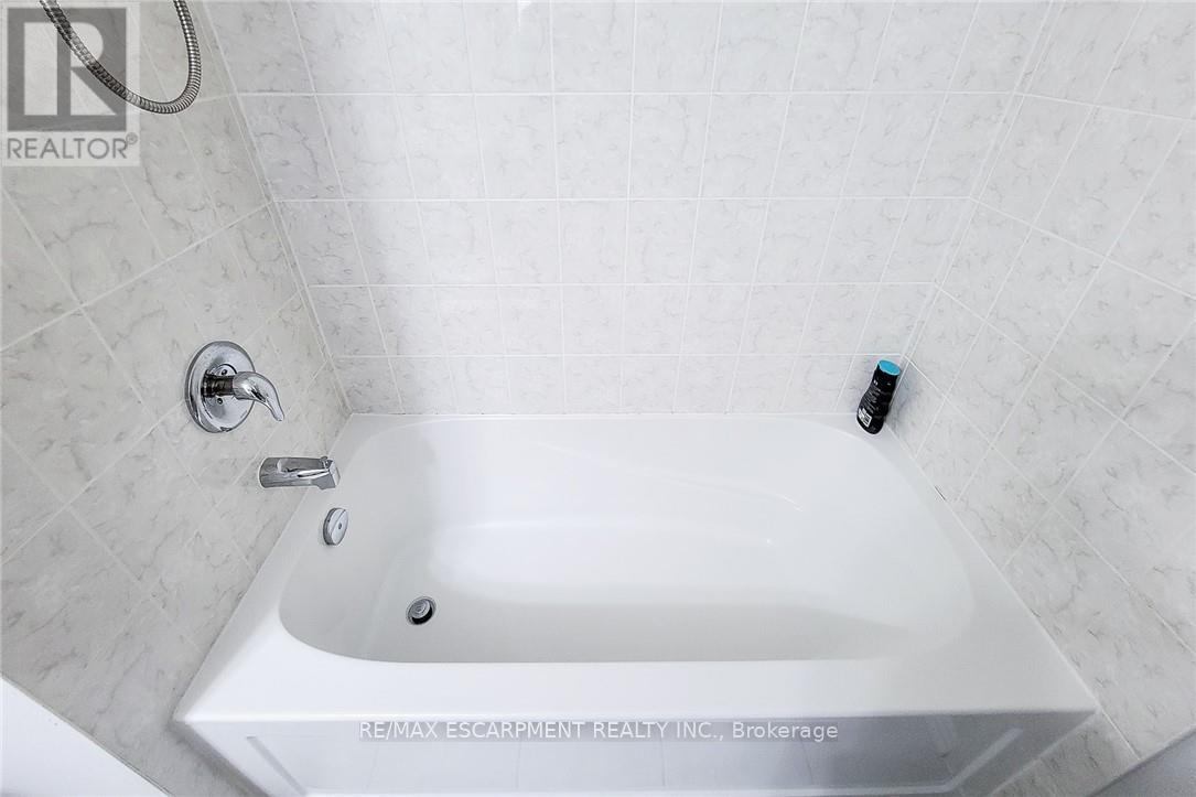 76 Mcallistar Drive, Hamilton, Ontario  L0R 1C0 - Photo 36 - X12387012