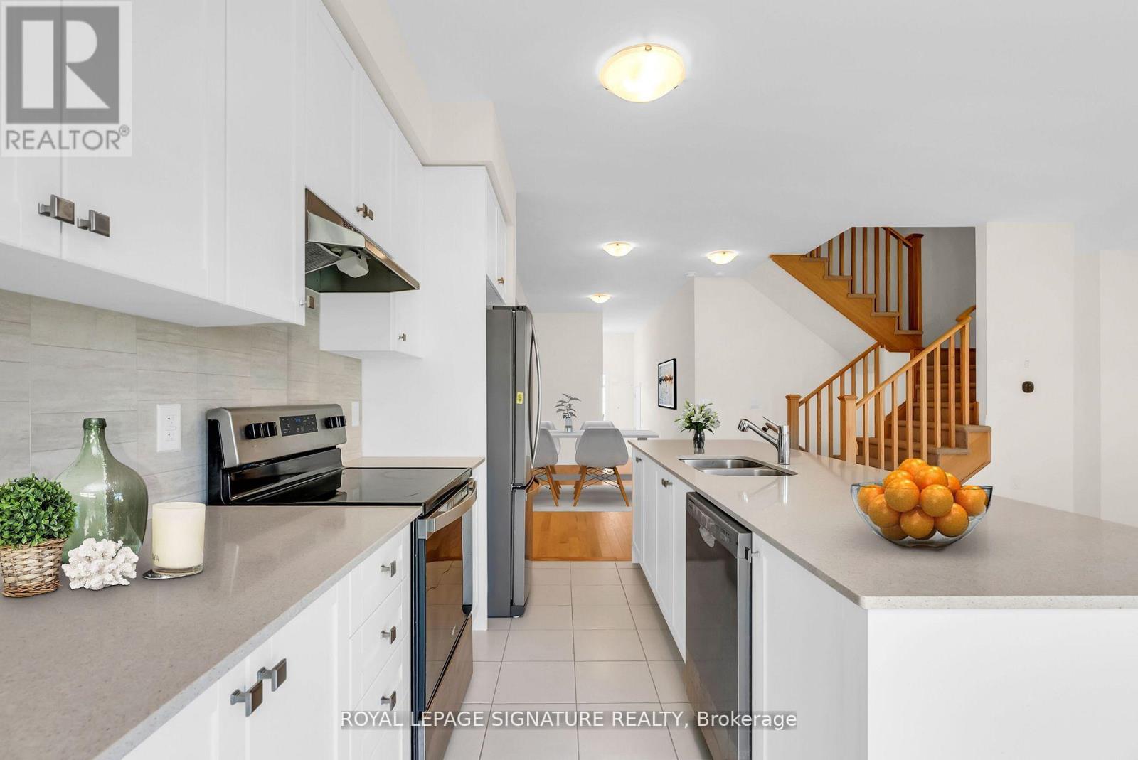 126 Waters Way, Wellington North, Ontario  N0G 1A0 - Photo 11 - X12387021