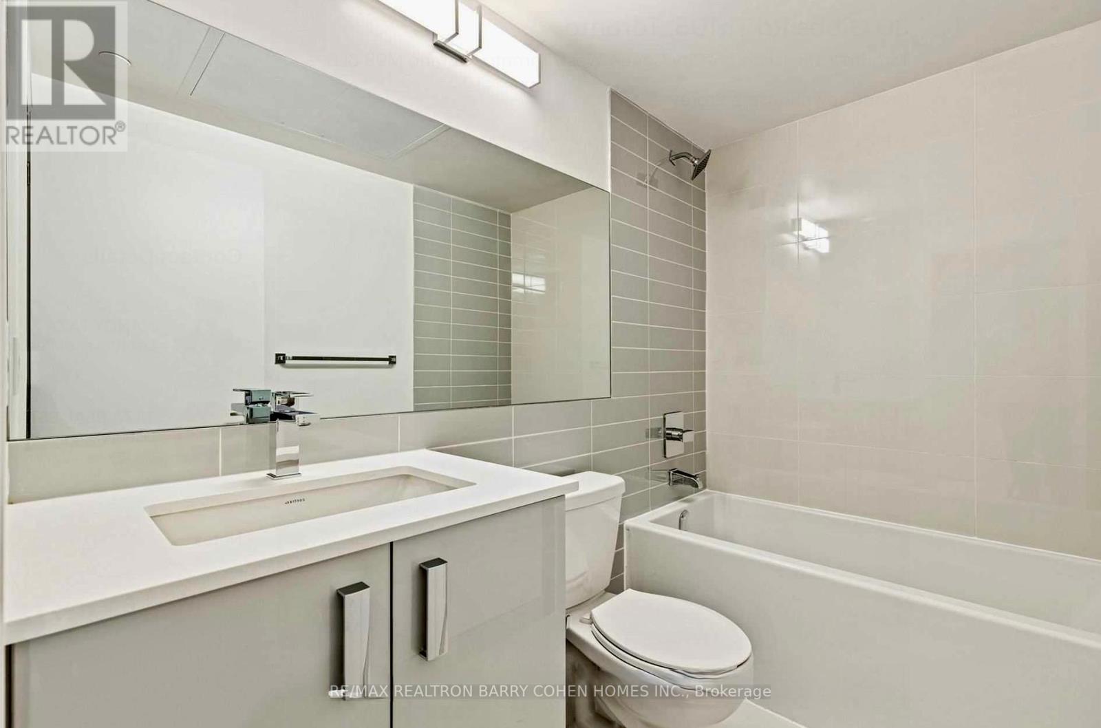 105 - 30 Gibbs Road, Toronto, Ontario  M9B 0E4 - Photo 10 - W12333819