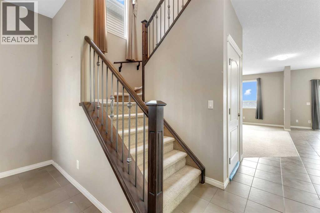 396 Skyview Shores Manor Ne, Calgary, Alberta  T3N 0H4 - Photo 5 - A2249412