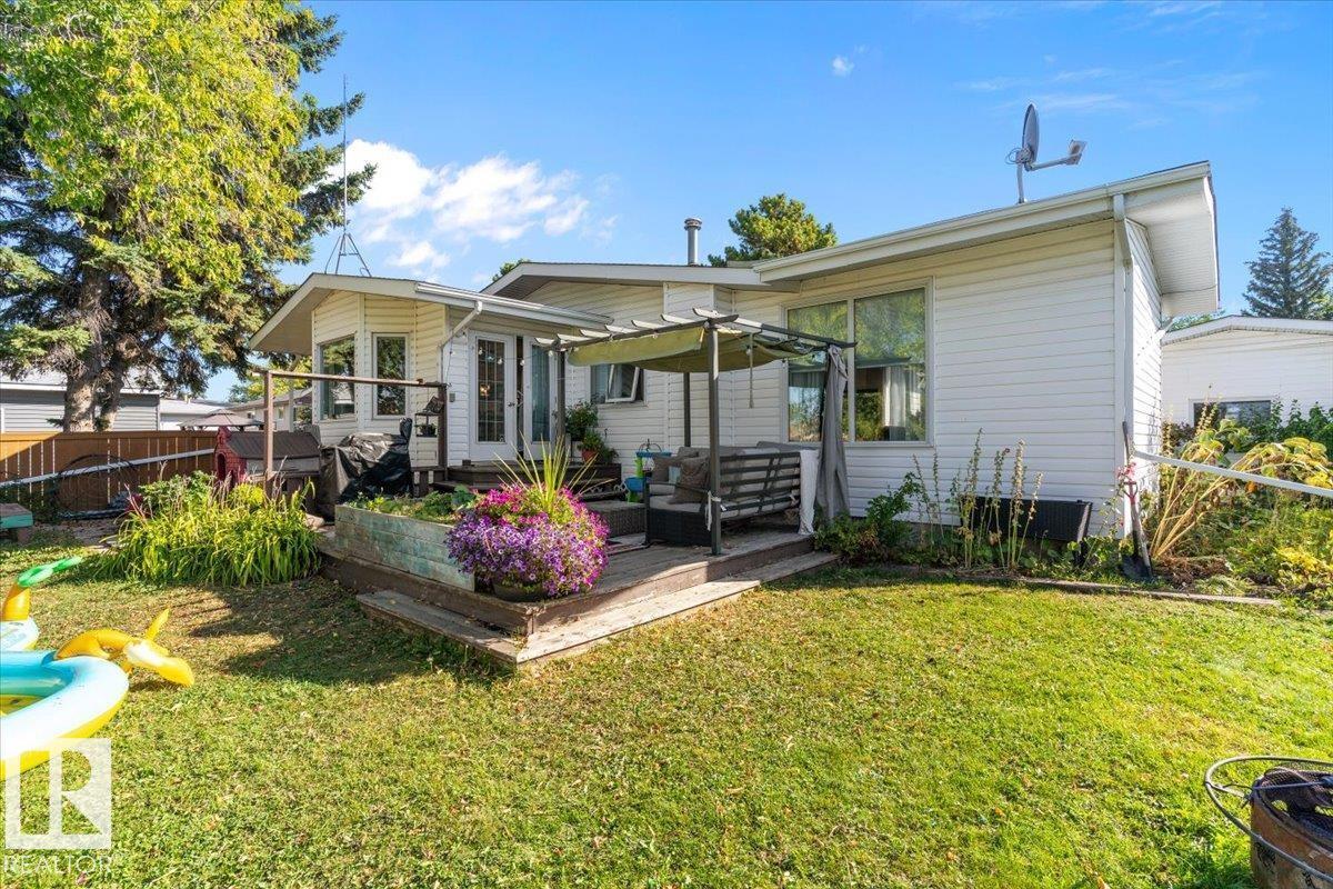 8 BEAVERHILL DR, Tofield, Alberta