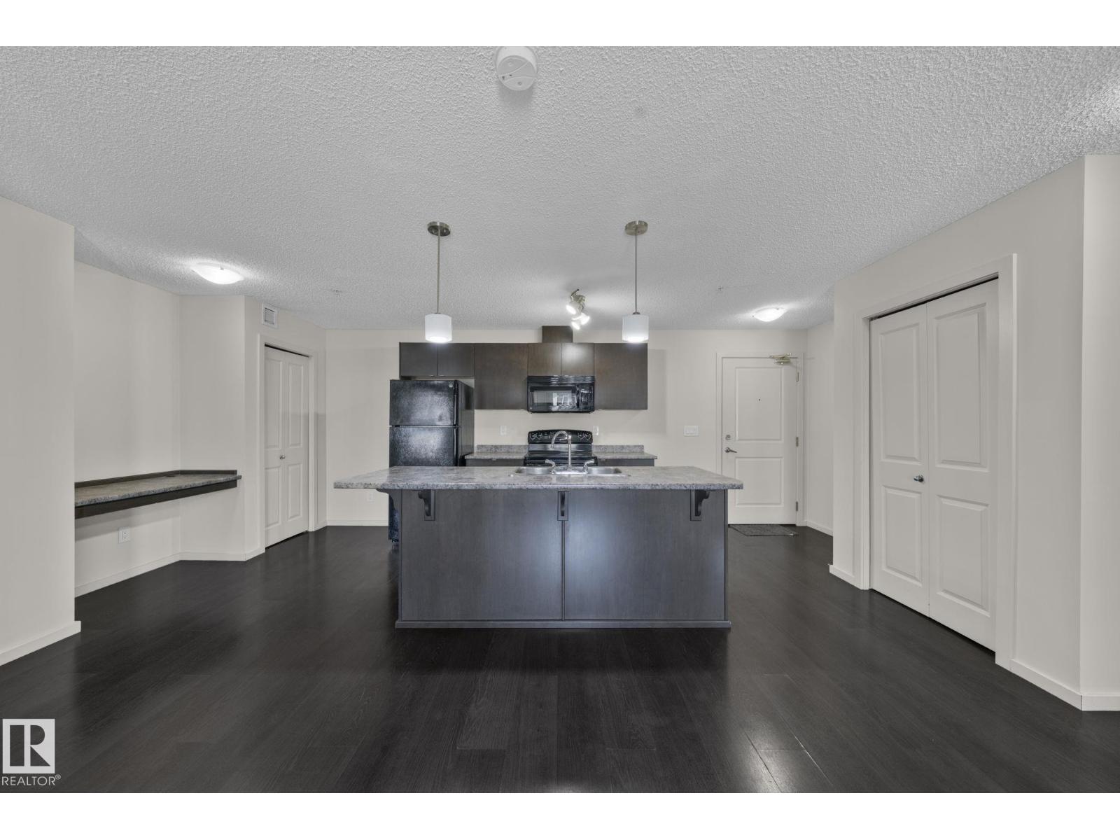 #306 3353 16A AV NW, Edmonton, Alberta