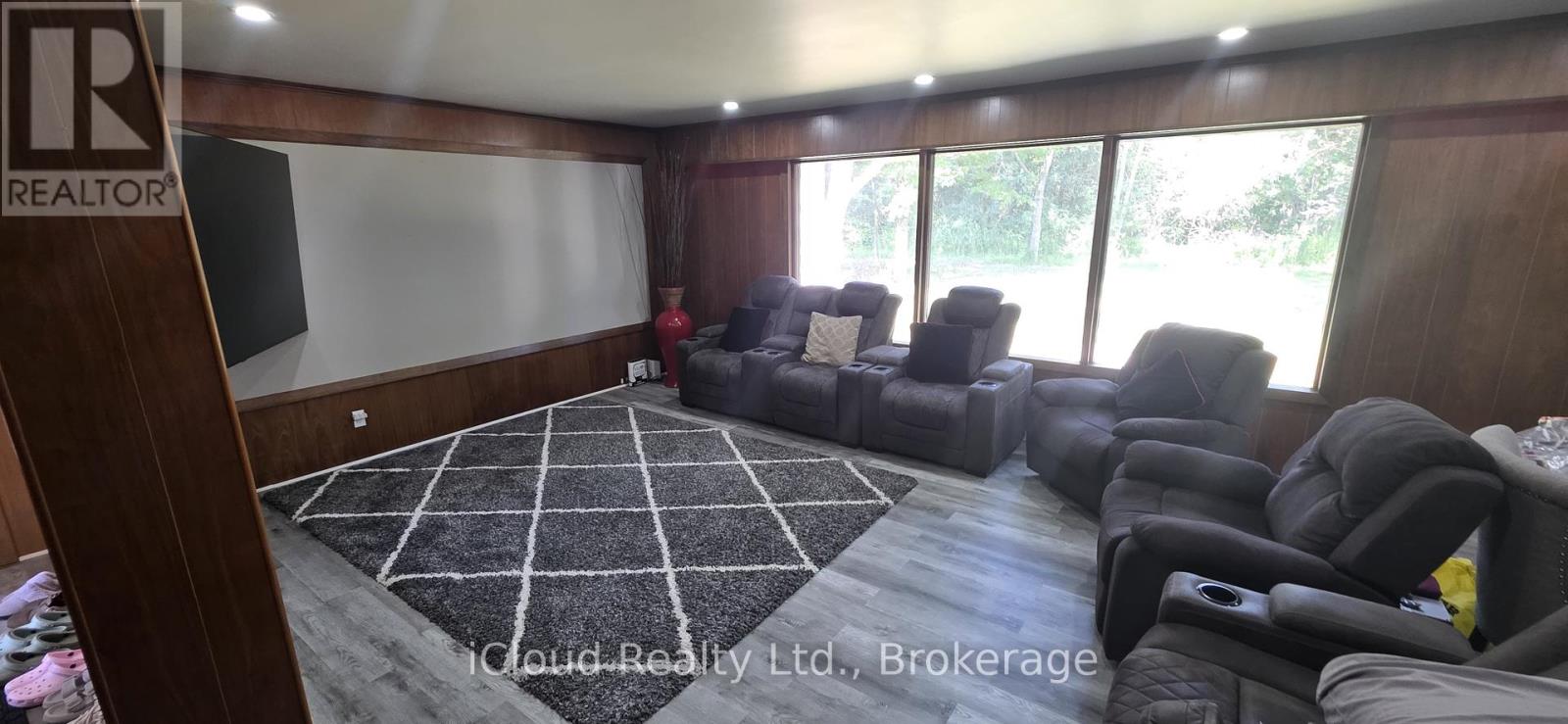 Property at 151 TOWNLINE ROAD N ROAD image 2