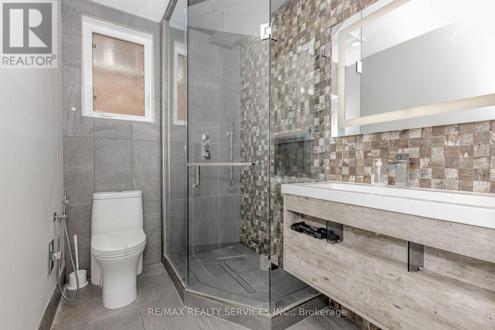 23 Sand Valley Street, Vaughan, Ontario  L6A 4H3 - Photo 21 - N12381602