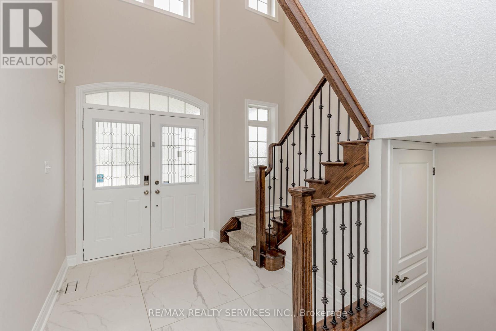 23 Sand Valley Street, Vaughan, Ontario  L6A 4H3 - Photo 4 - N12381602