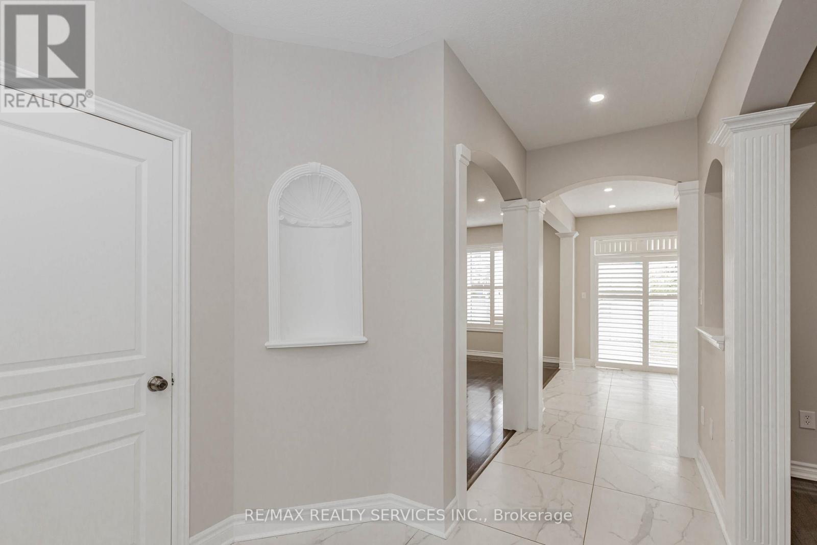 23 Sand Valley Street, Vaughan, Ontario  L6A 4H3 - Photo 7 - N12381602