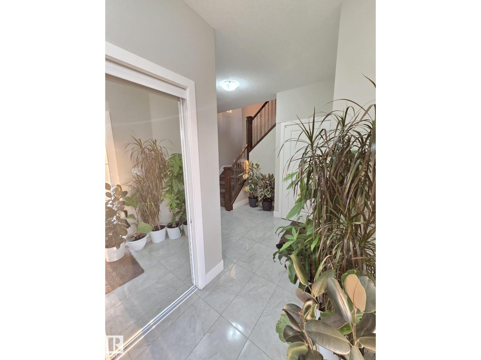 15117 31 St Nw, Edmonton, Alberta  T5Y 3T5 - Photo 4 - E4456632