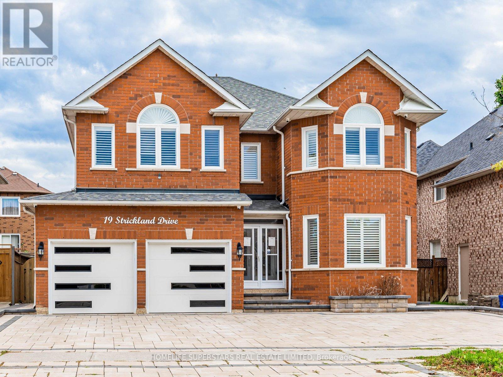 19 Strickland Drive, Ajax (Central West), Ontario  L1T 4A1 - Photo 1 - E12387031