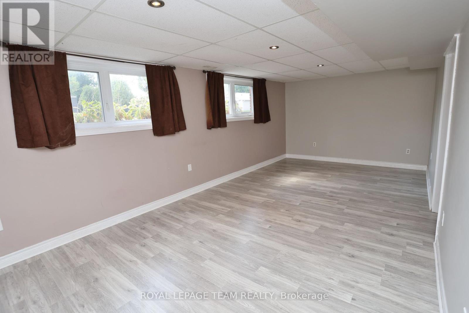 425 Joseph Street, North Grenville, Ontario  K0G 1J0 - Photo 21 - X12387055