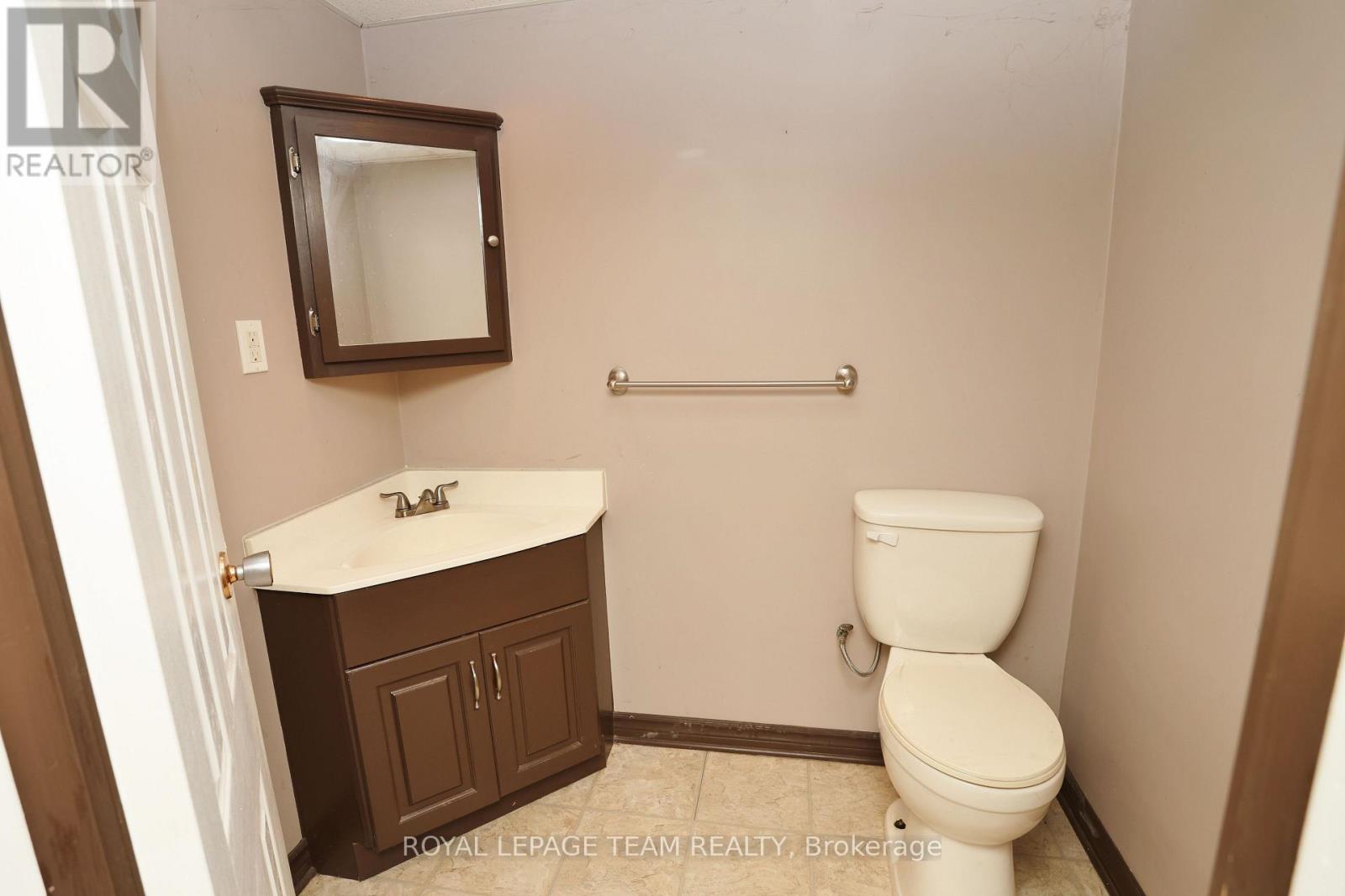 425 Joseph Street, North Grenville, Ontario  K0G 1J0 - Photo 29 - X12387055
