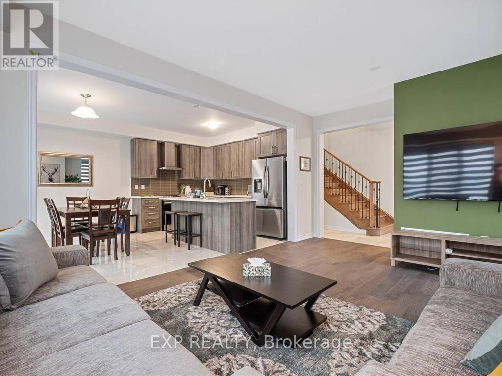 2 Sun Haven Lane, Thorold, Ontario  L2V 0K6 - Photo 7 - X12387068