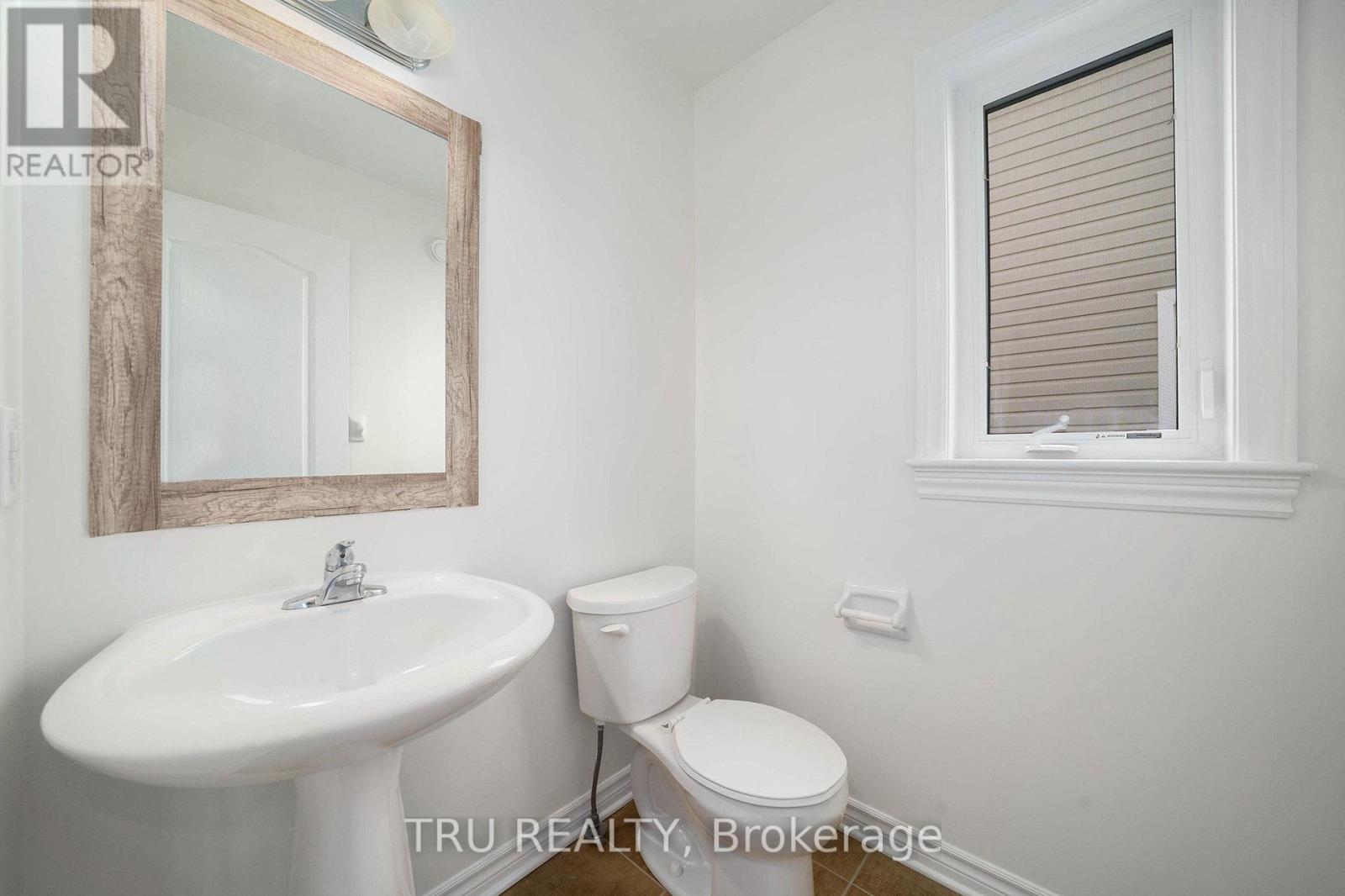 536 Golden Sedge Way, Ottawa, Ontario  K1T 0G5 - Photo 15 - X12382991