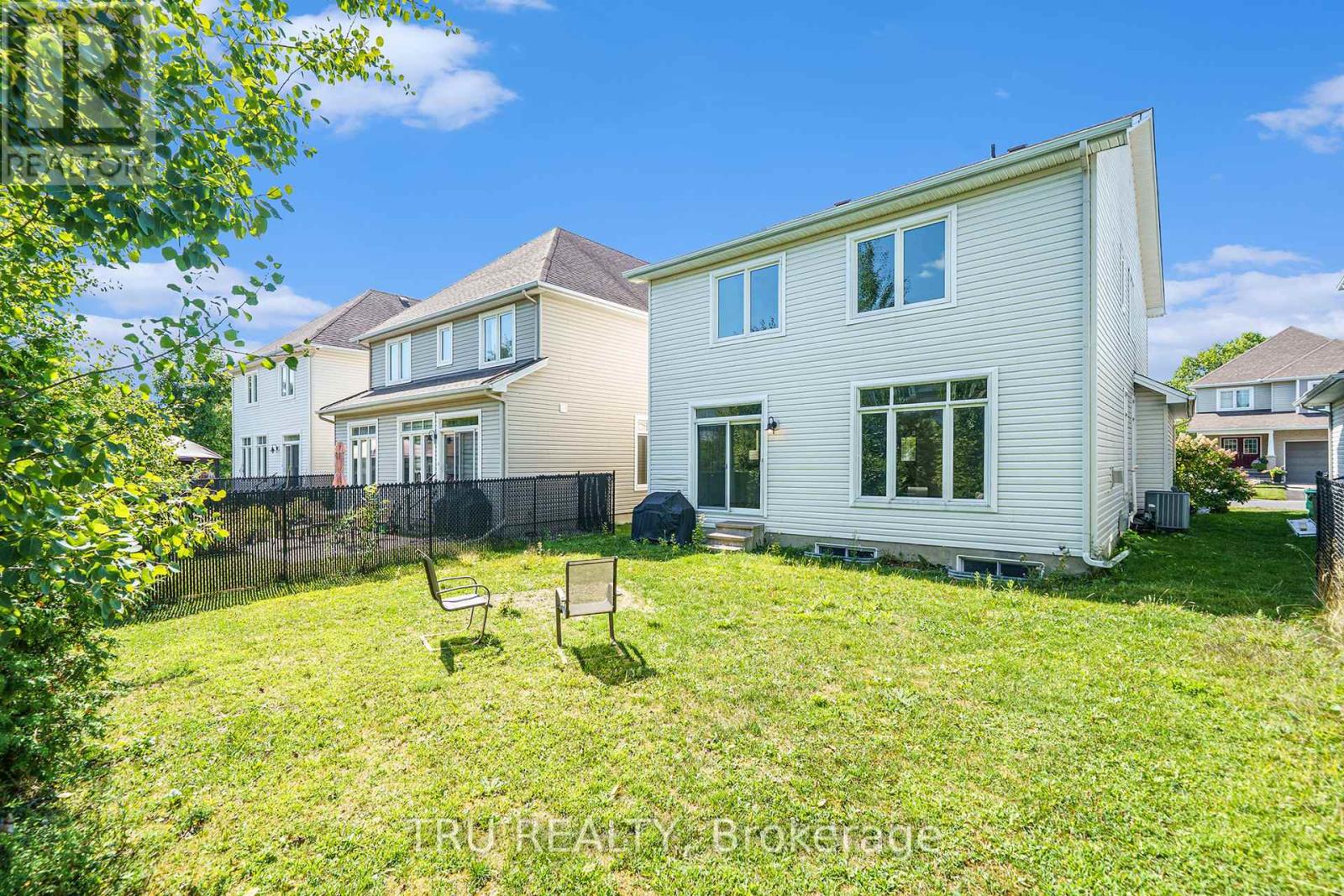 536 Golden Sedge Way, Ottawa, Ontario  K1T 0G5 - Photo 32 - X12382991