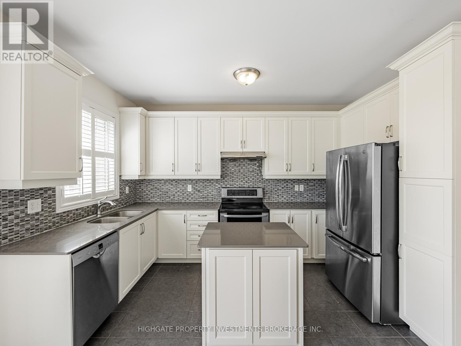 9 Gastonia Road, Brampton, Ontario  L7A 4M8 - Photo 10 - W12387049