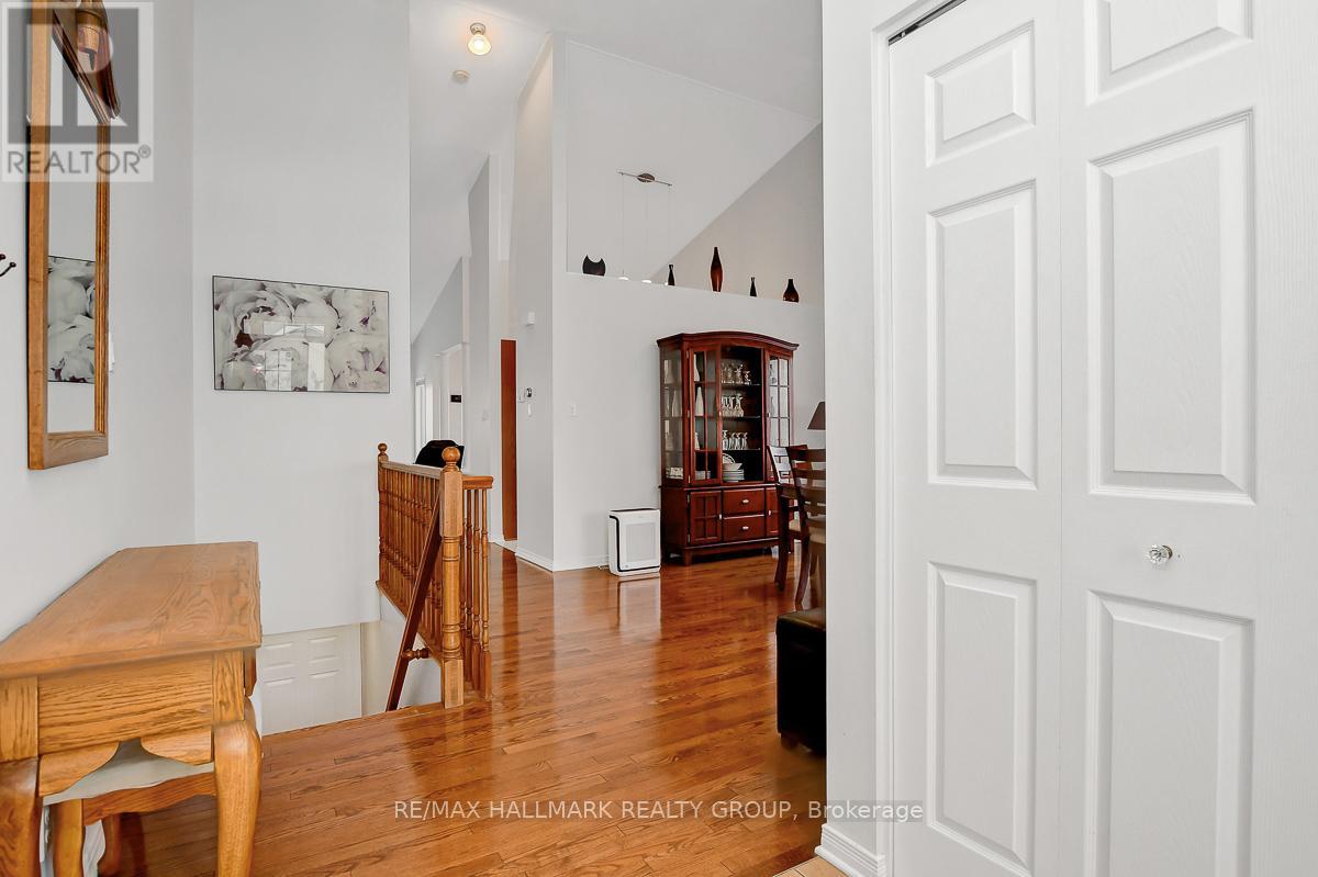 343 Quartz Avenue, Clarence-Rockland, Ontario  K4K 0A2 - Photo 3 - X12387078