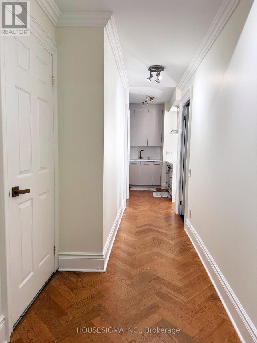 906 - 120 Lombard Street, Toronto, Ontario  M5C 3H5 - Photo 9 - C12387072