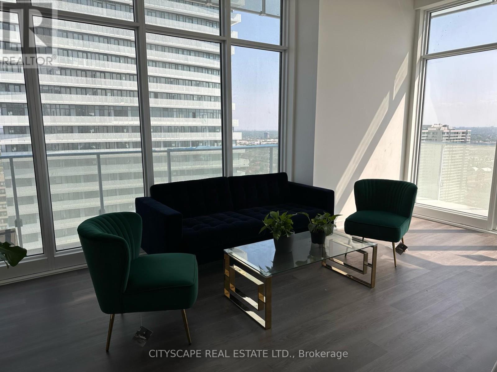 2403 - 3900 Confederation Parkway, Mississauga, Ontario  L5B 0M3 - Photo 2 - W12378298