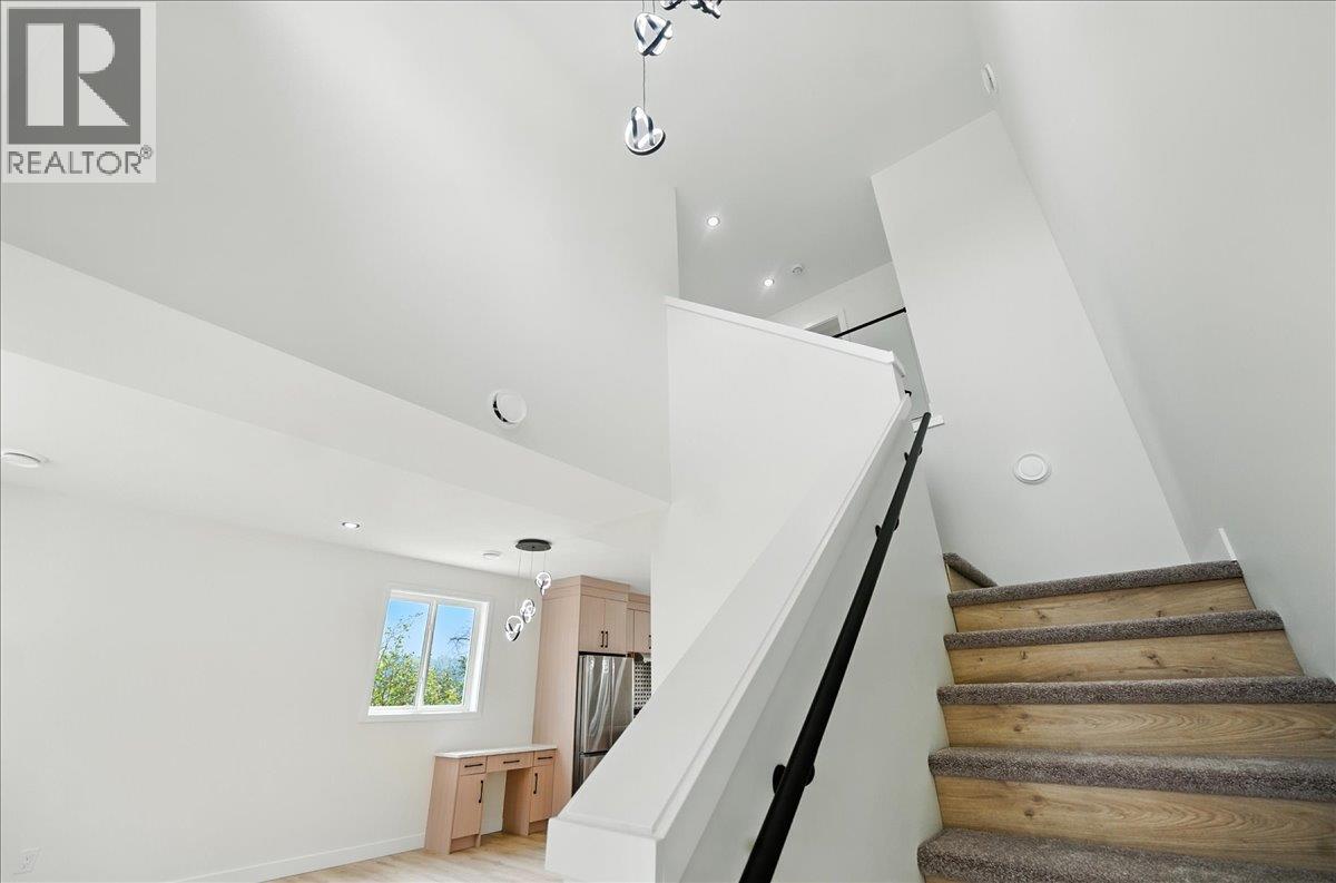 3736 Toba Road, Castlegar, British Columbia  V1N 4Y3 - Photo 12 - 10361674