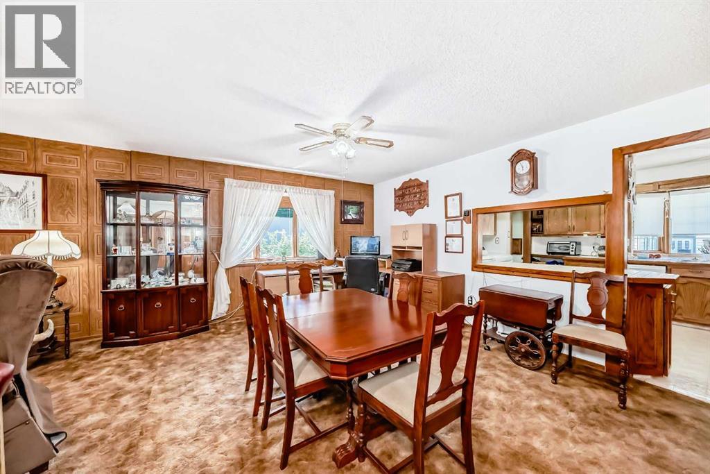 2715 40 Street Sw, Calgary, Alberta  T3E 3J6 - Photo 15 - A2226409