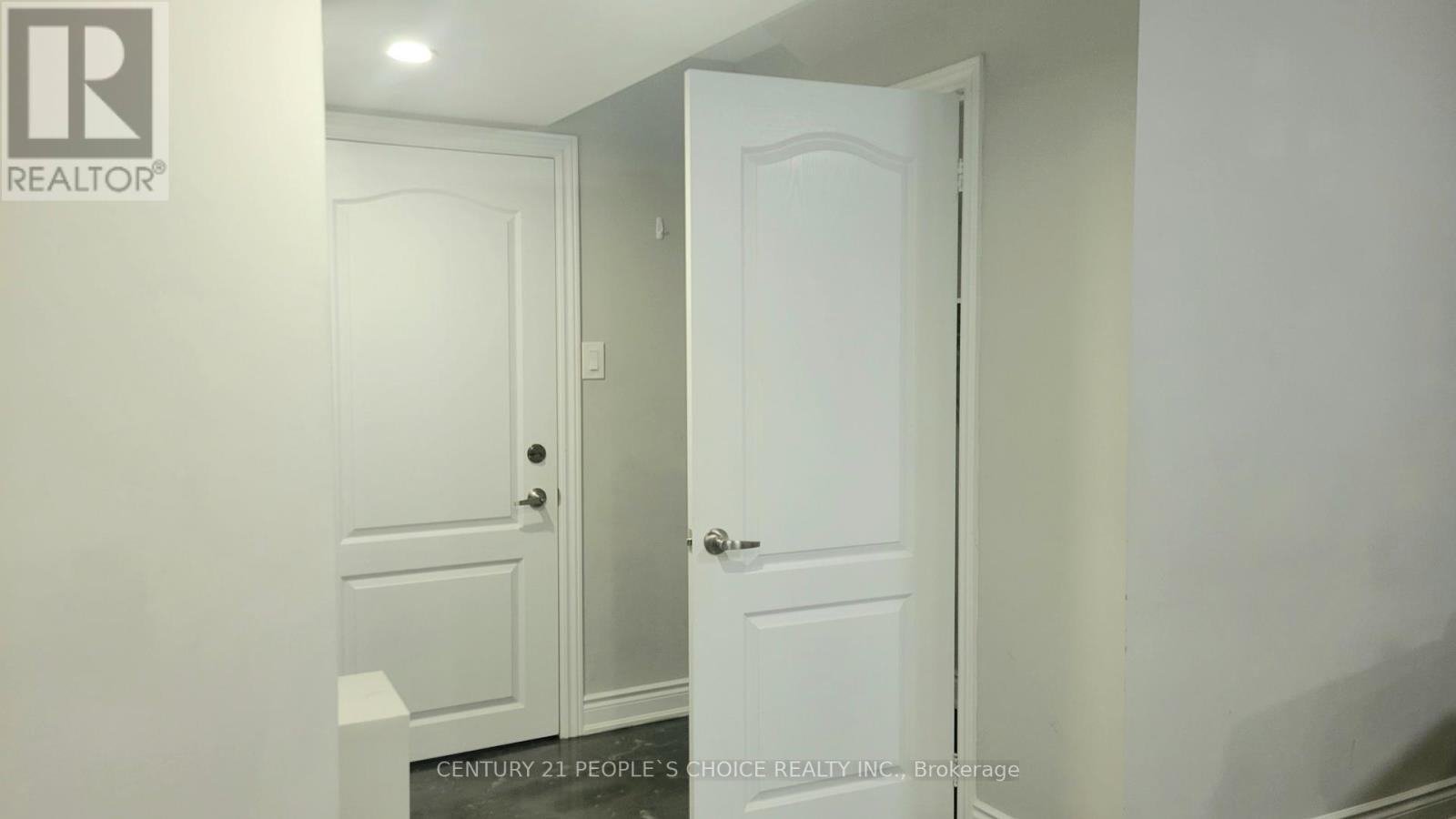 Bsmt - 33 Boathouse Road, Brampton, Ontario  L7A 5B5 - Photo 6 - W12375254