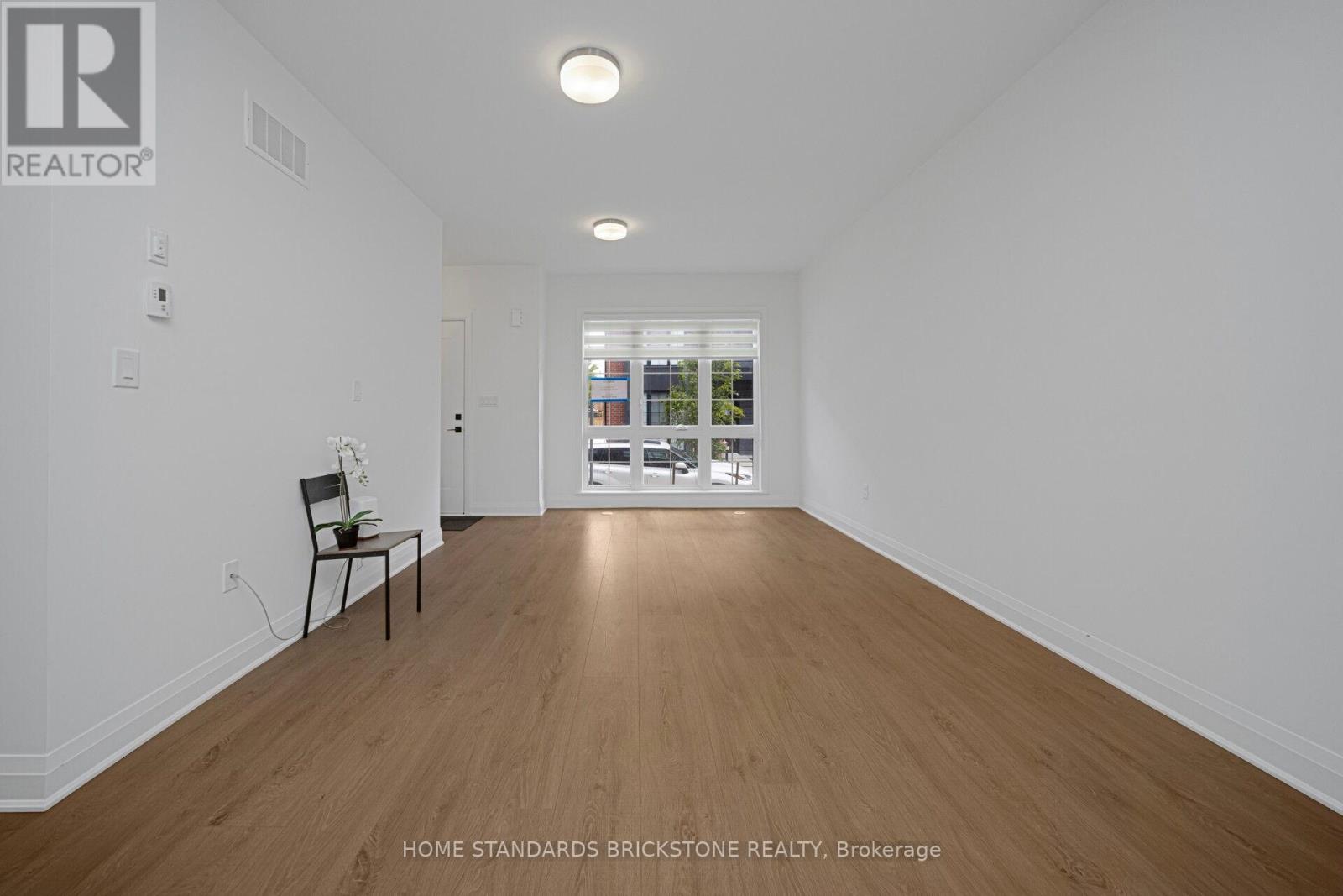 22 Chesley Street, Vaughan, Ontario  L4J 0M1 - Photo 12 - N12387089