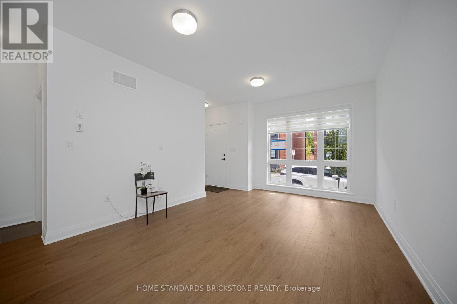 22 Chesley Street, Vaughan, Ontario  L4J 0M1 - Photo 7 - N12387089