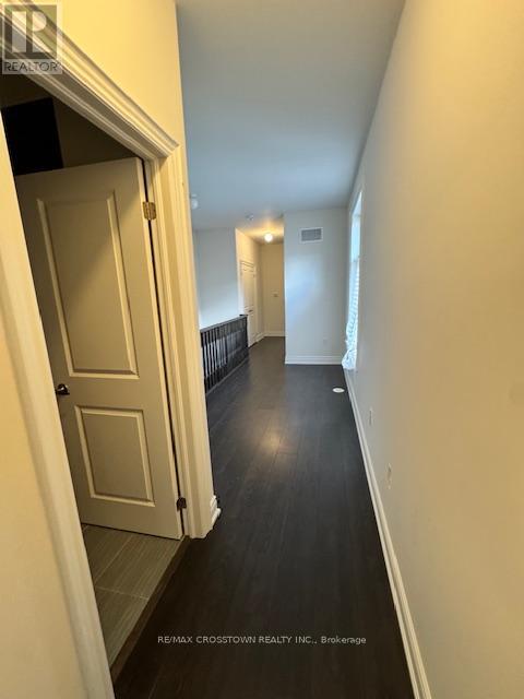 19 Tarmola Park Court, Toronto, Ontario  M9L 0A6 - Photo 11 - W12387091