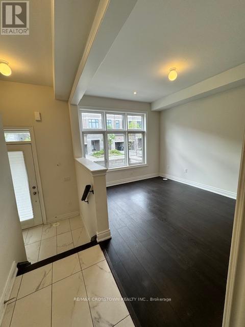 19 Tarmola Park Court, Toronto, Ontario  M9L 0A6 - Photo 3 - W12387091