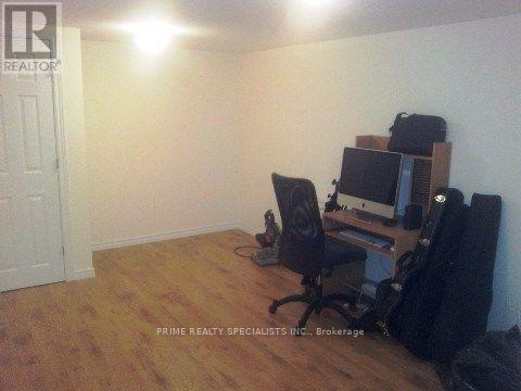 58 Roxaline Street, Toronto (Humber Heights), Ontario  M9P 2Y9 - Photo 6 - W12387092