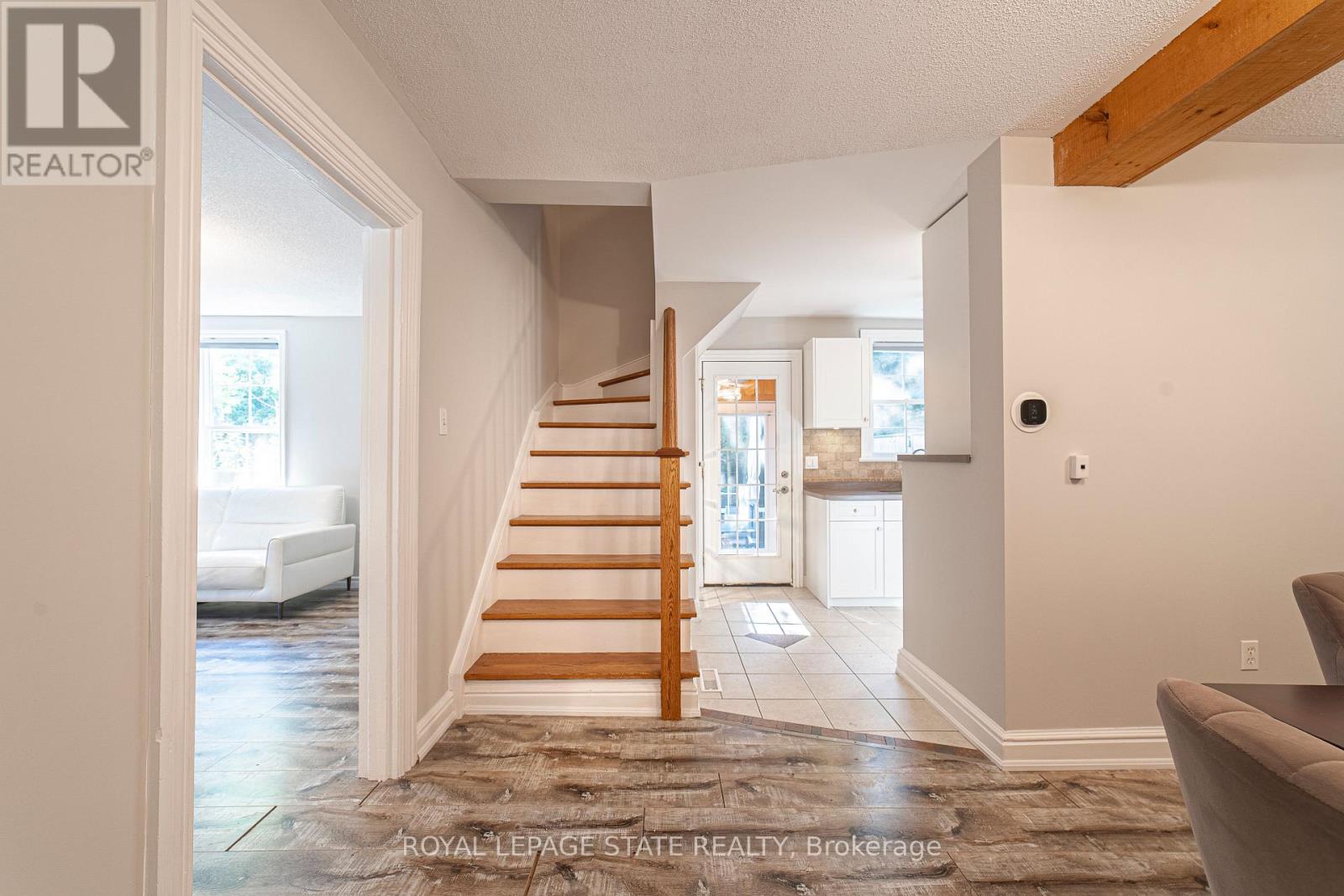12 Maple Avenue, Hamilton, Ontario  L8G 2N9 - Photo 9 - X12387097