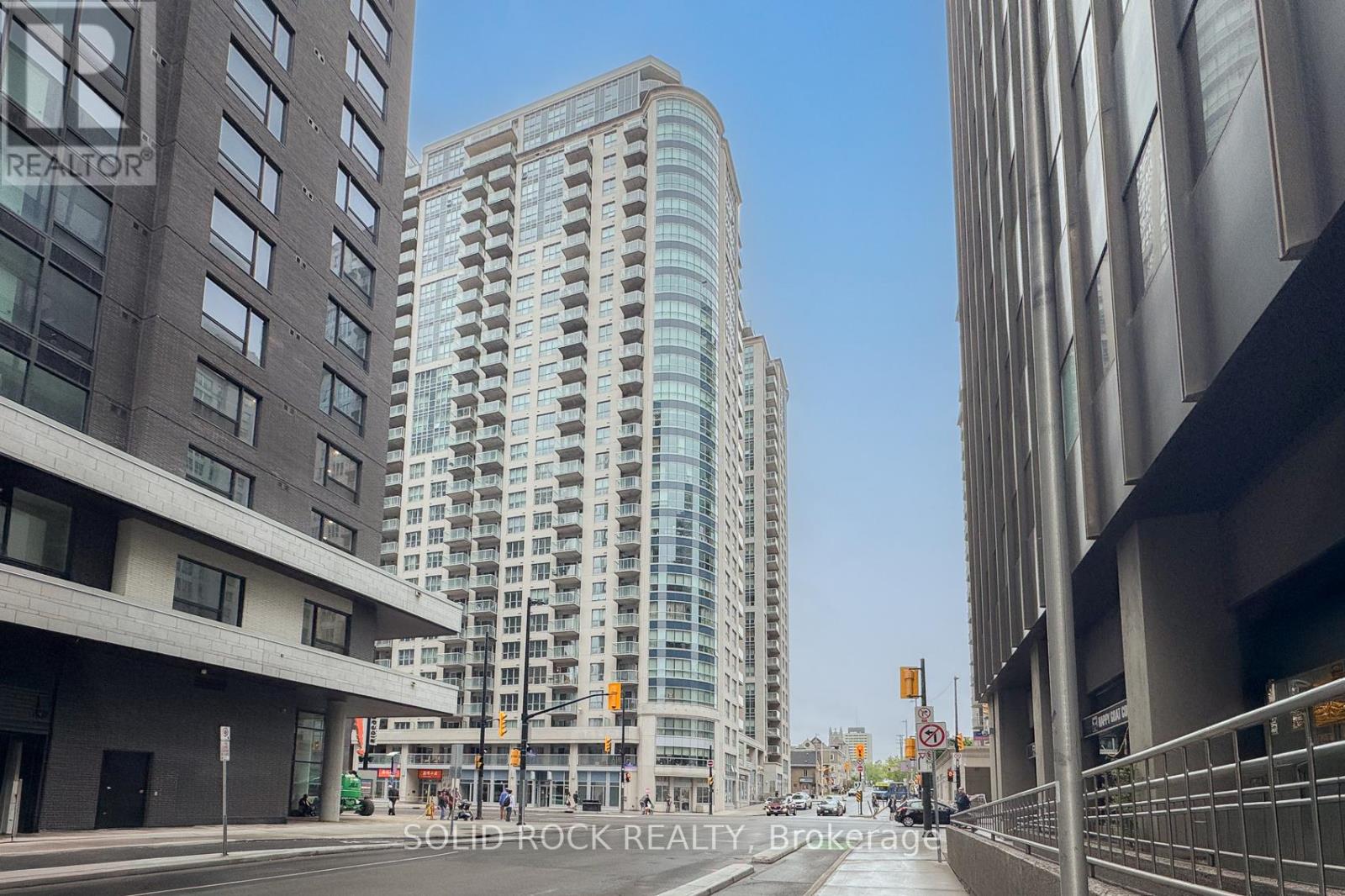 502 - 242 Rideau Street, Ottawa, Ontario  K1N 0B7 - Photo 2 - X12384797