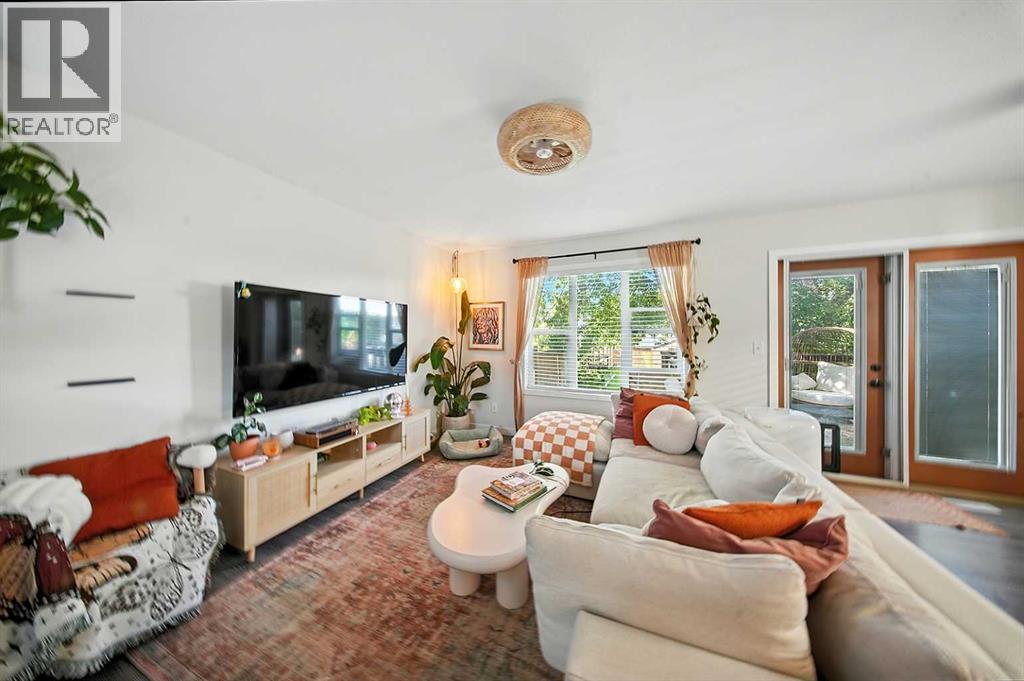Property at 4628 45 Street image 2