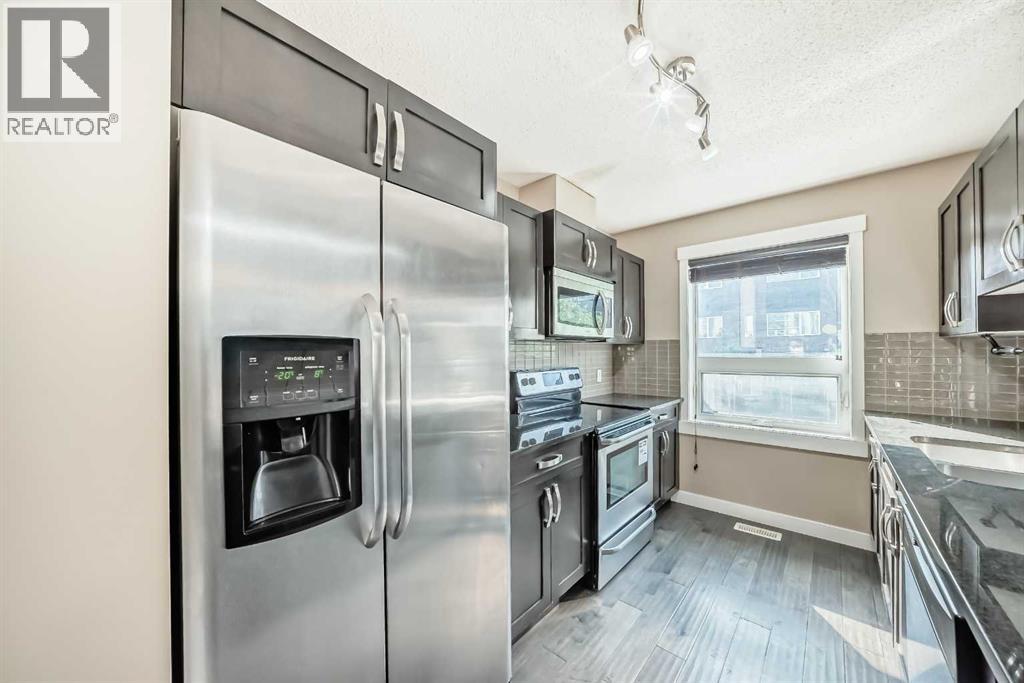 Property at 326 Covecreek Circle NE image 3