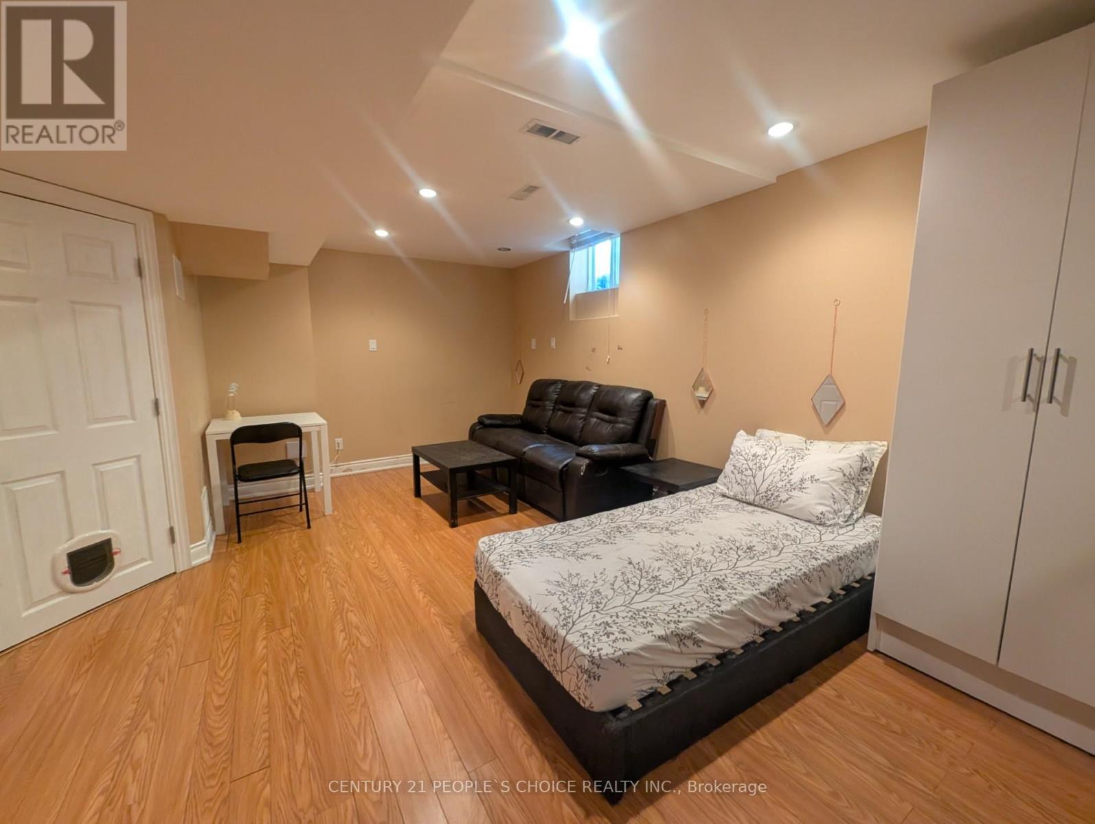 Bsmt - 485 Greenpark Crescent, Mississauga, Ontario  L5B 3P4 - Photo 4 - W12387115