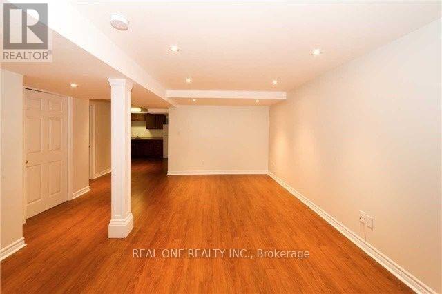 3307 Pilcom Crescent, Mississauga, Ontario  L5B 3X4 - Photo 13 - W12387120
