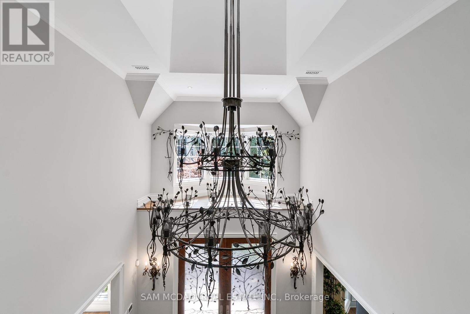 2025 Heartwood Court, Mississauga (Erindale), Ontario  L5C 4P7 - Photo 18 - W12386714