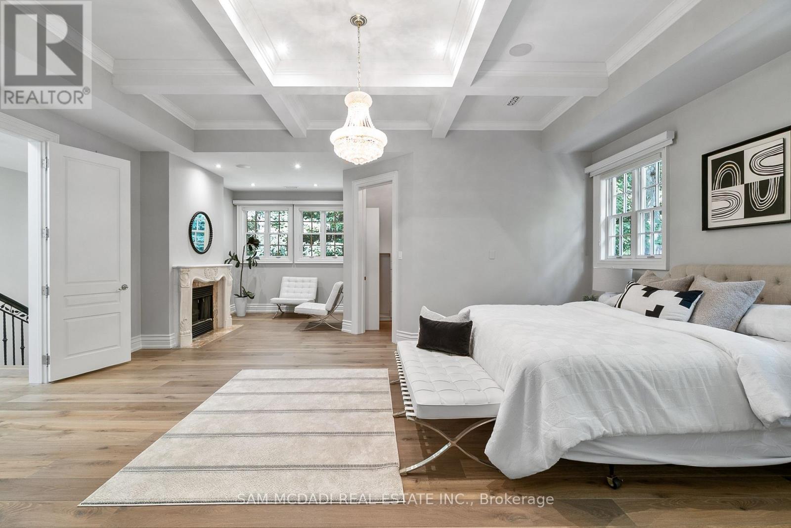 2025 Heartwood Court, Mississauga (Erindale), Ontario  L5C 4P7 - Photo 20 - W12386714