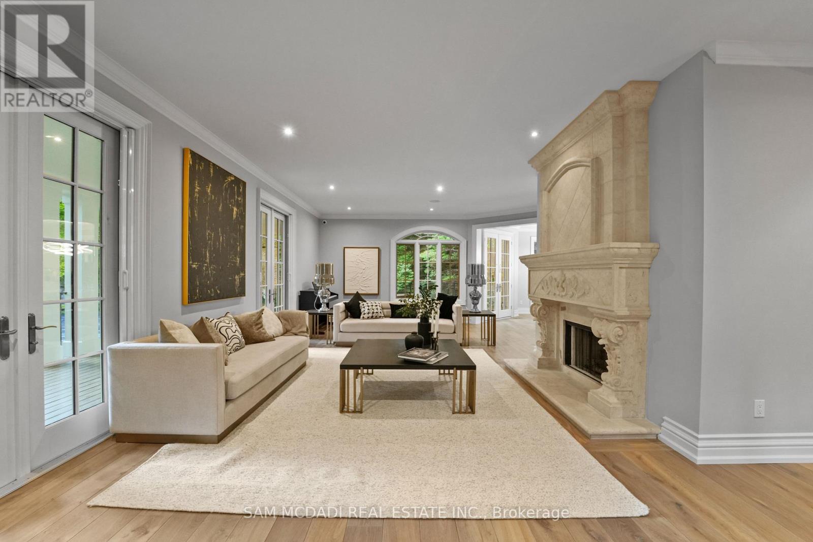 2025 Heartwood Court, Mississauga (Erindale), Ontario  L5C 4P7 - Photo 7 - W12386714