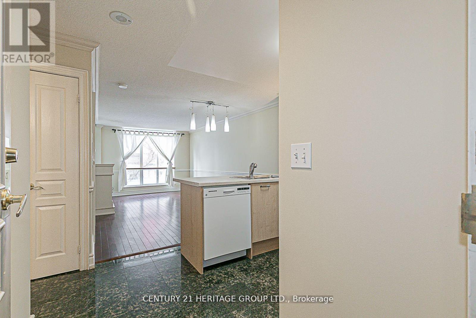 407 - 55 Harrison Garden Boulevard S, Toronto, Ontario  M2N 7G3 - Photo 8 - C12387129