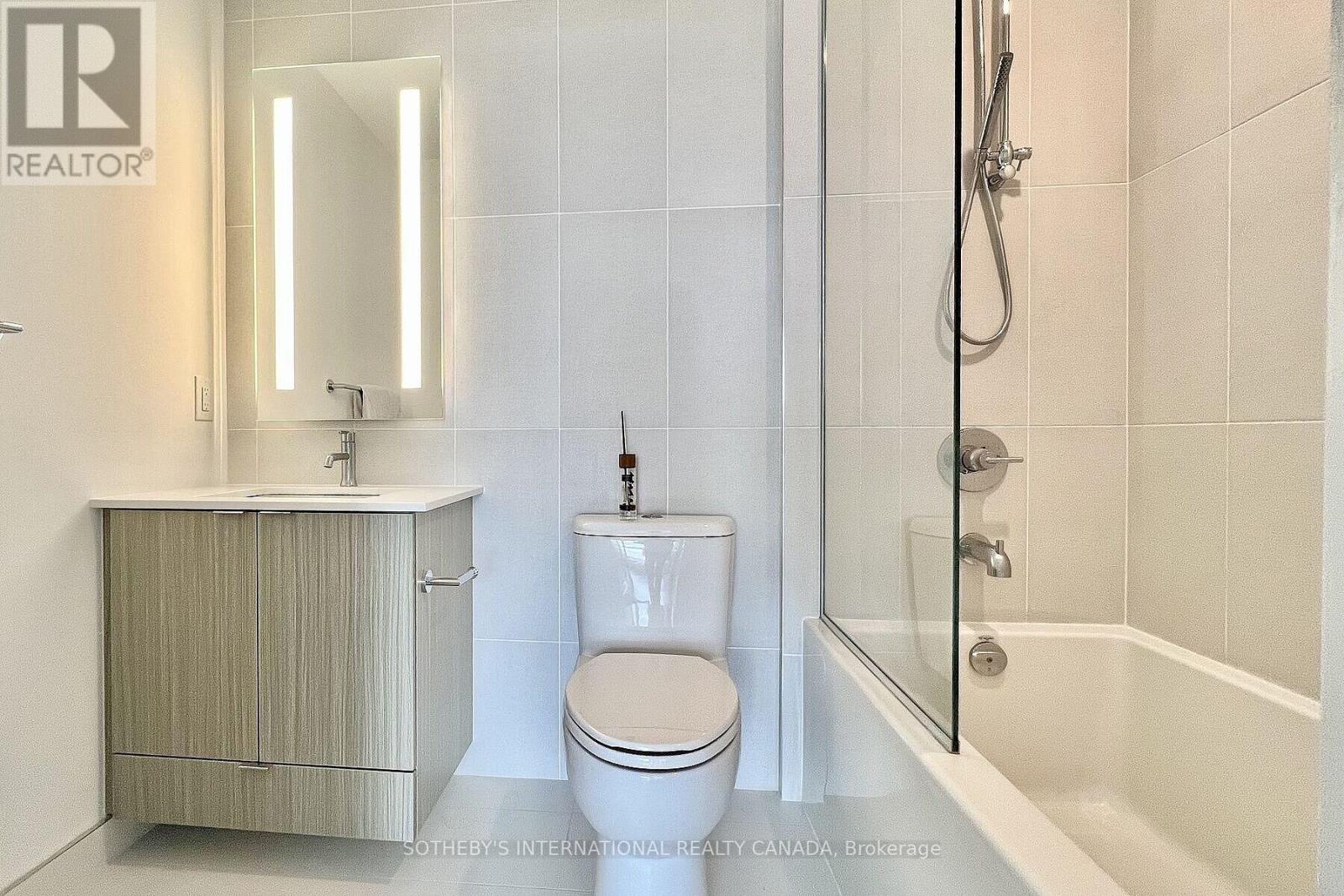 4215 - 585 Bloor Street E, Toronto, Ontario  M4W 0B3 - Photo 7 - C12387141