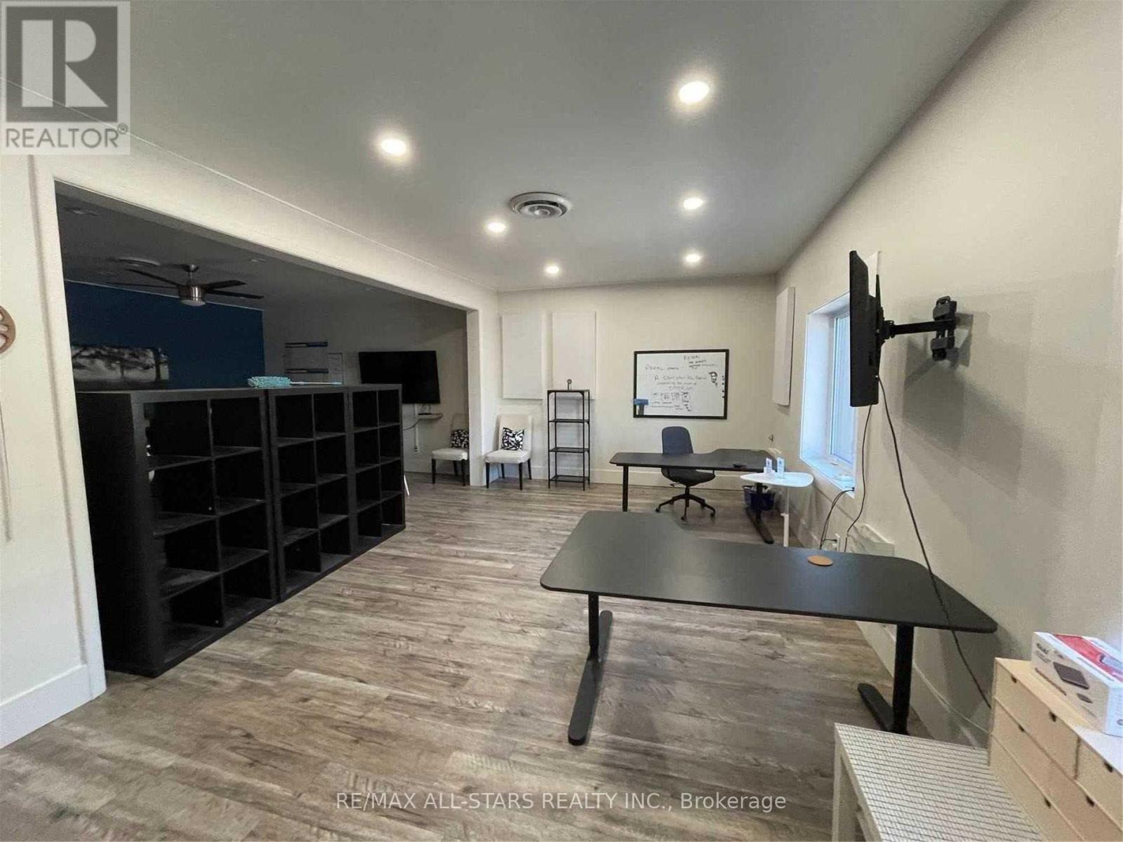 201 - 715 Queen Street E, Toronto, Ontario  M4M 1H1 - Photo 6 - E12387122